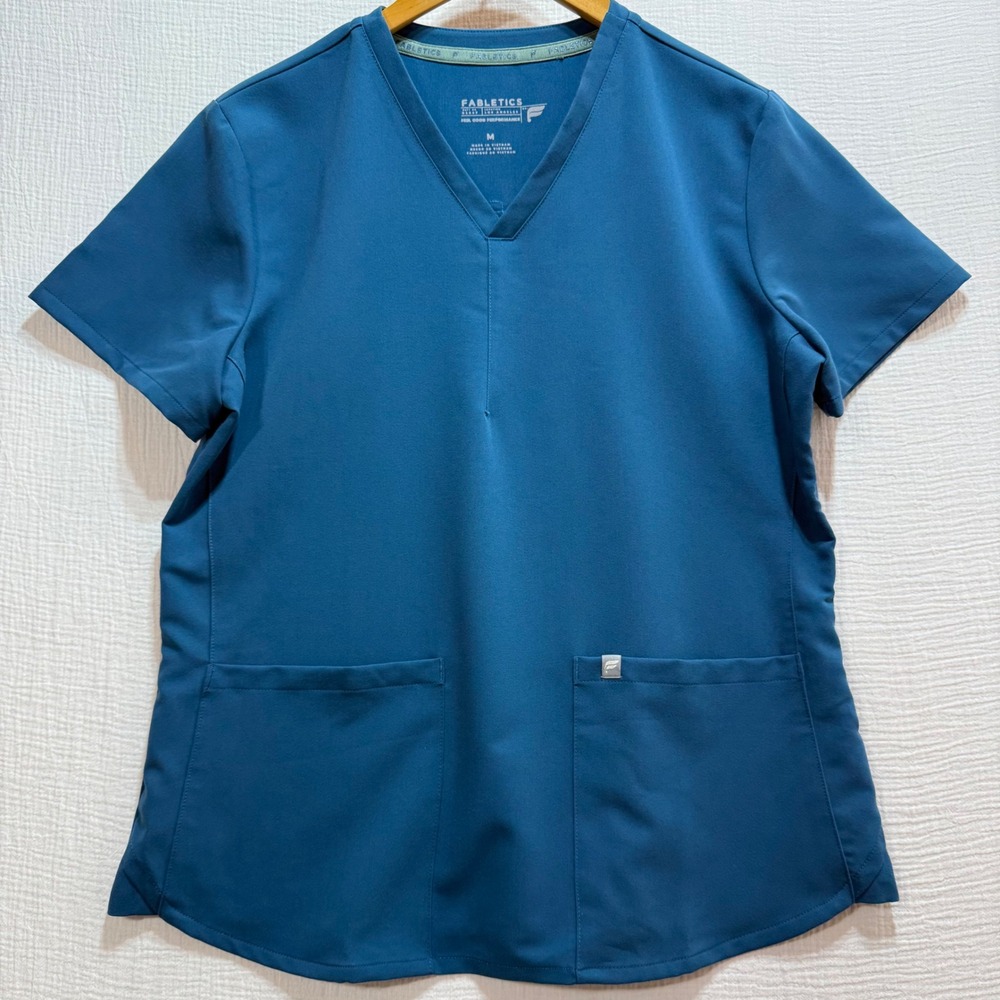 Fabletics Scrub Top Womens M Blue V-Neck Short Sleeve Performance‎ Healthcare